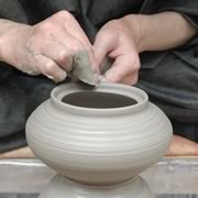 process-2:Pottery Wheel Shaping